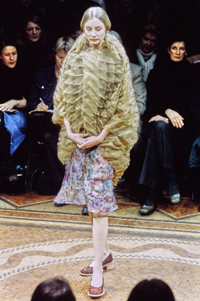 Look 14